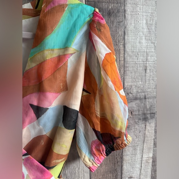 Floral Chiffon Cropped Wrap Top from Forever 21 Sz Medium - Picture 4 of 11